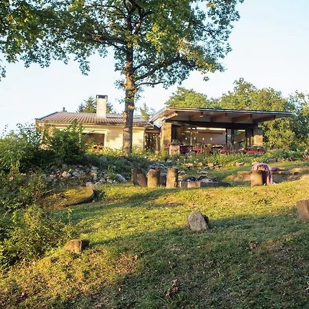 Luxurious Villa With Private Garden In Durbuy Дюрбюи