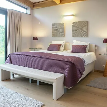 Luxurious Villa With Private Garden In Durbuy Вилла